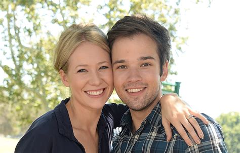 nathan kress spouse.